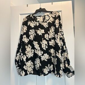 Maurices Floral Top Size 0X